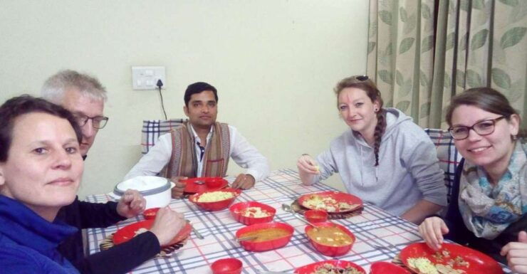 Jaipur: Home Cooking Class and Dinner With a Local Family - Experience Highlights