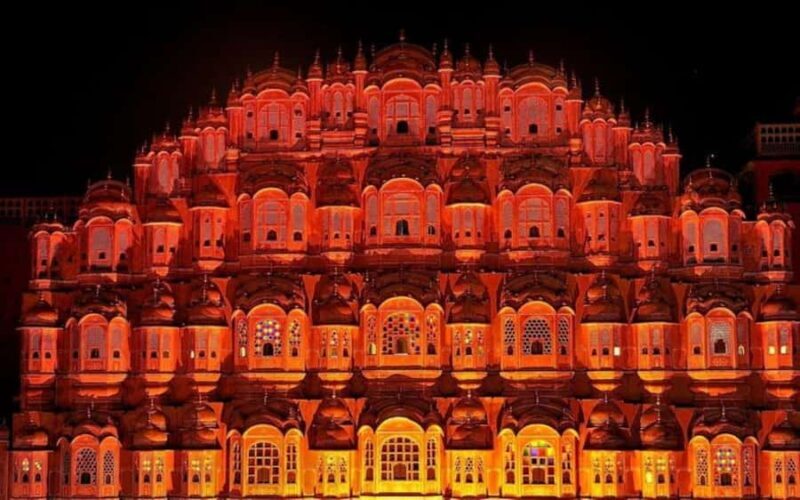 Jaipur in a Day: Explore the Capital of Rajasthan Pink City - Shopping and Markets for a Cultural Finish