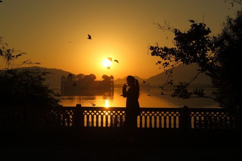 Jaipur- Instagram Tour of the Citys Best Spots with Guide & AC Car - Jal Mahal, Hawa Mahal, and the city’s best-known views