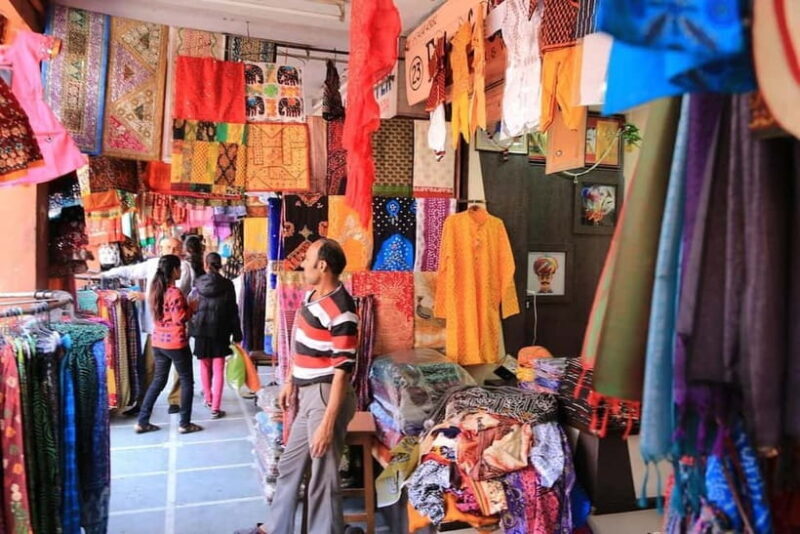 Jaipur: Local Bapu Bazaar Walking Tour with Street Food - An In-Depth Look at the Bapu Bazaar Walking Tour