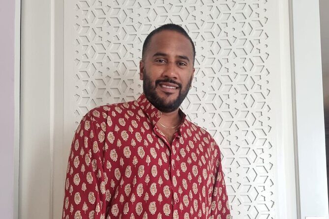 Jaipur Local Shopping Tour with Pickup & Drop-off - FAQ