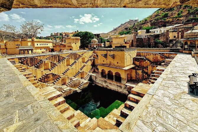 Jaipur No Shopping Guided Sightseeing Tour with Heritage Walk - What the Tour Entails: A Deep Dive into the Itinerary