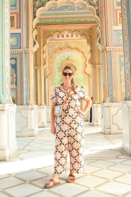 Jaipur: Patrika Gate Professional Photoshoot with Local - Who Should Consider This Tour?