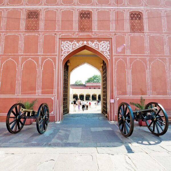 Jaipur: Private Half-Day Sightseeing Tour With Flower Market - The Sum Up