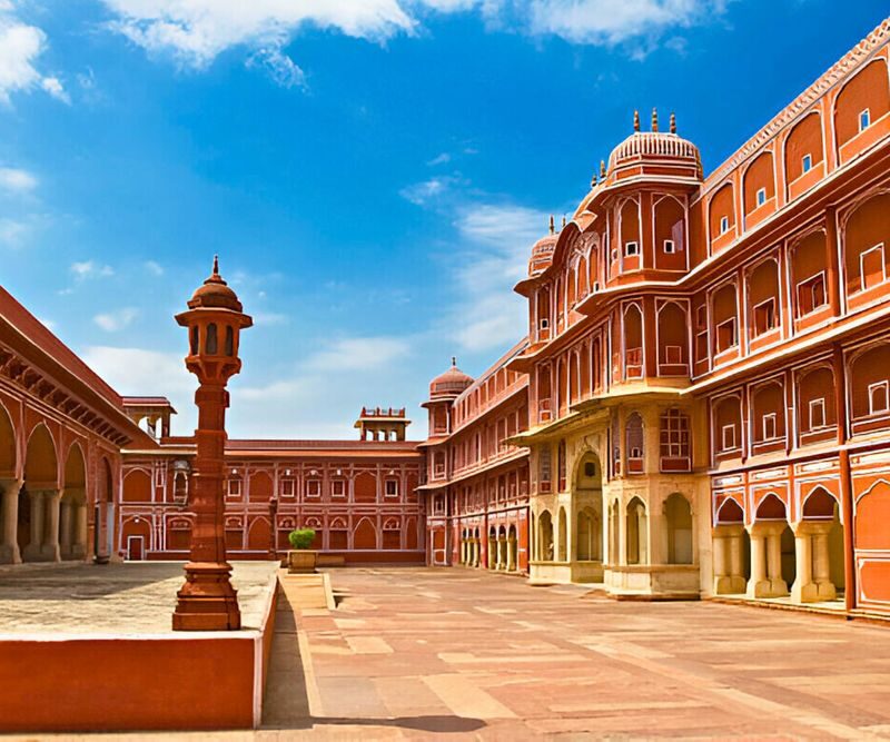 Jaipur: Private Jaipur Guided Full Day Tour by Car - Hawa Mahal: the famous pink façade