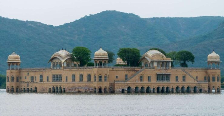 Jaipur: Private Local Shopping Tour With Transfer - Experience Highlights