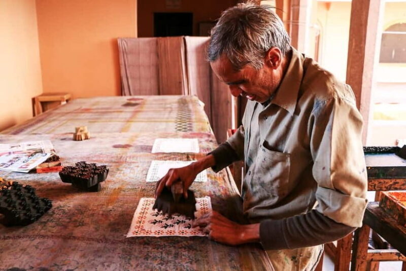 Jaipur: Private Shopping Tour with Block Printing Workshop - Good To Know