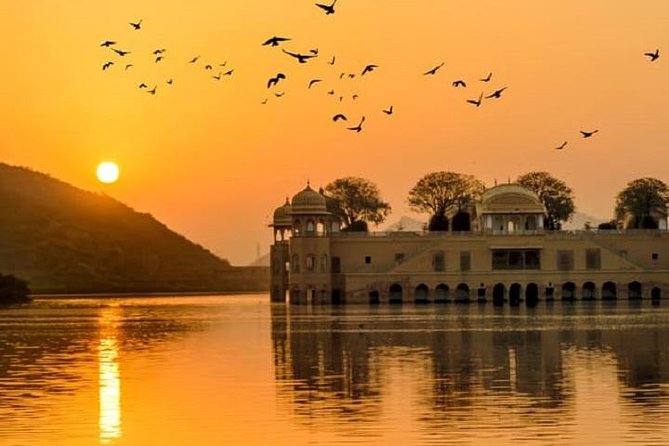 Jaipur Same Day Private Tour From Delhi - Private Transportation and Guide