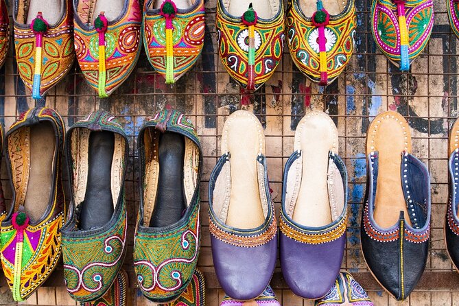 Jaipur Shopping Trail - Local Artisans | Block Print | Meenakari | Rug Weaving - Rug Weaving Demonstrations