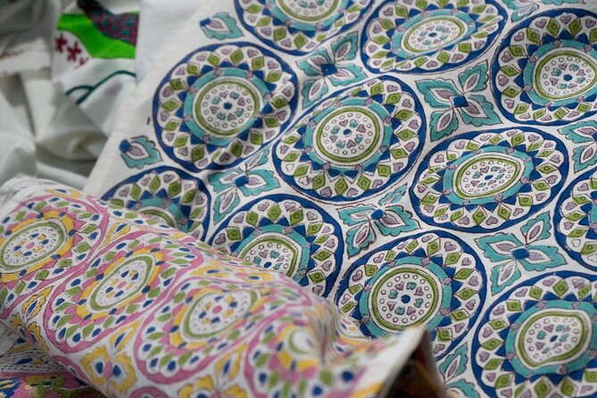 Jaipur Shopping Trail - Local Artisans | Block Print | Meenakari | Rug Weaving - Expert Negotiation Tips