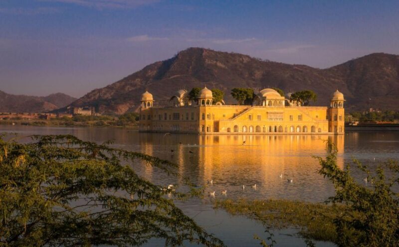Jaipur Sightseeing by Tuk-Tuk: Temples, Palaces & Markets - Logistics and Practical Details