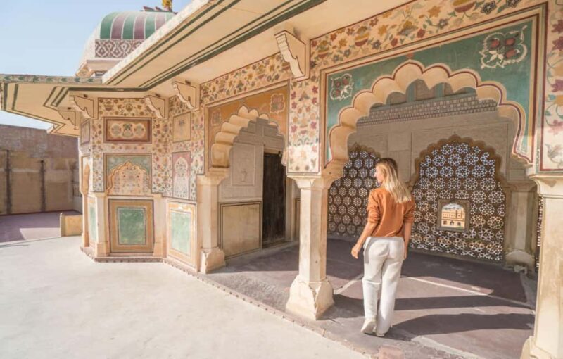 Jaipur Spiritual Walk Guided Tour with Tuktuk Ride - FAQs