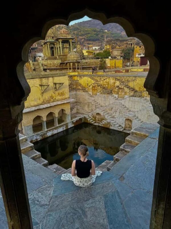 Jaipur: Stepwell, Amber, Jaigarh, Nahargarh Forts & by Jeep - Good To Know