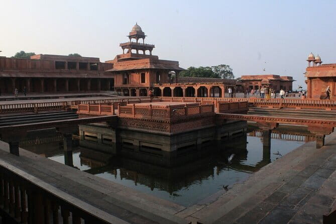 Jaipur to Agra Day Trip with Fatehpur Sikri and Abhaneri - FAQ