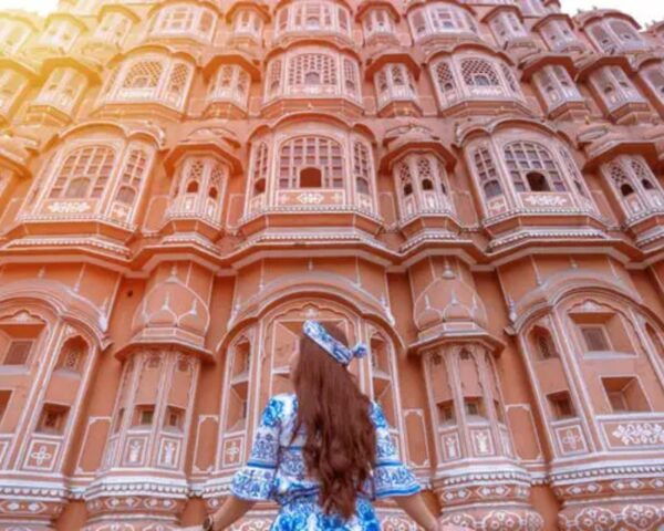 Jaipur to Agra via Abhaneri & Fatehpur Sikri One Way Cab - The Sum Up