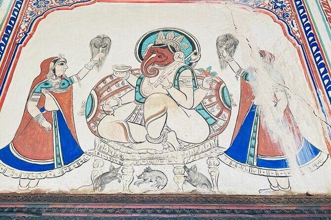 Jaipur to Shekhawati & Mandawa Full Day Private Tour - Fatehpur: The Artistic Treasure Chest