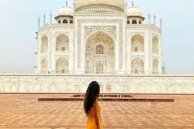 Jaipur to Taj Mahal Day Trip via Chand Baori Stepwell - Agra Fort: A Fortress of Stories