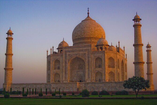 Jaipur to Taj Mahal Day Trip with Fatehpur Sikri - FAQ