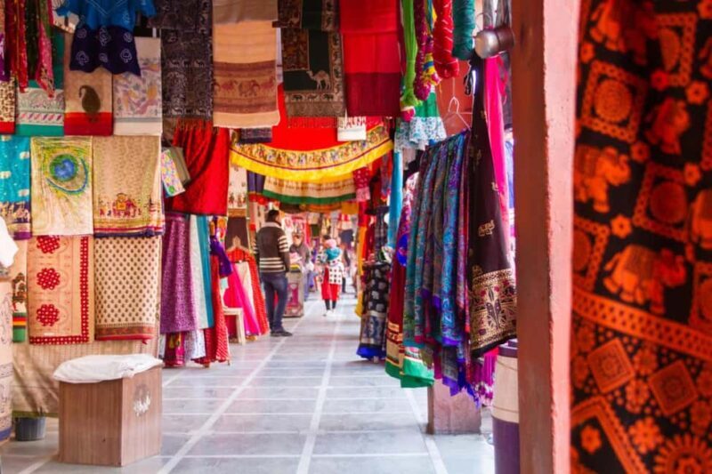 Jaipur Tour ( Pink City ) by Car From Delhi - All Inclusive - The Lunch Break: Savoring Rajasthani Flavors
