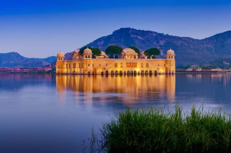 Jaipur Tour ( Pink City ) by Car From Delhi - All Inclusive - FAQs