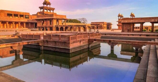 Jaipur : Transfer To Agra Via Chand Baori & Fatehpur Sikri - Exploring Fatehpur Sikri