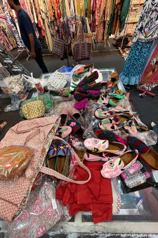 Jaipur: Tuk Tuk Shopping Tour with Art Workshops and Pottery - FAQs  