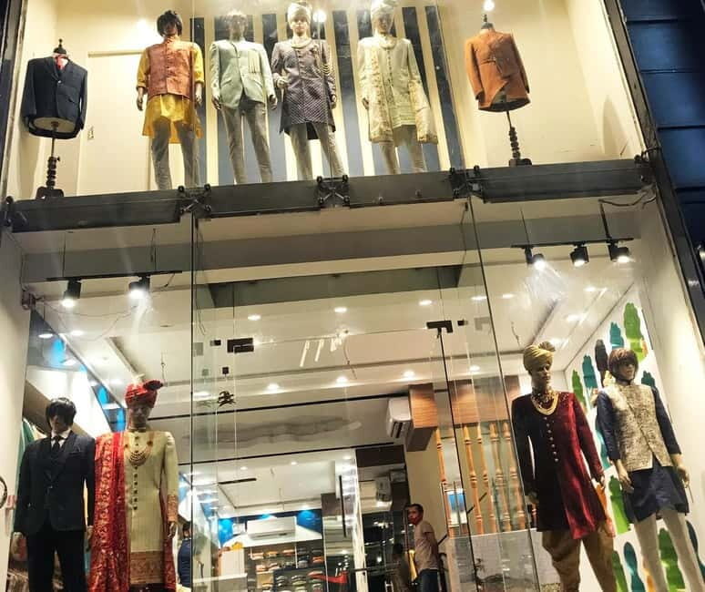 Jaipur: Wedding Outfit Shopping Tour with Local Guy - The Sum Up