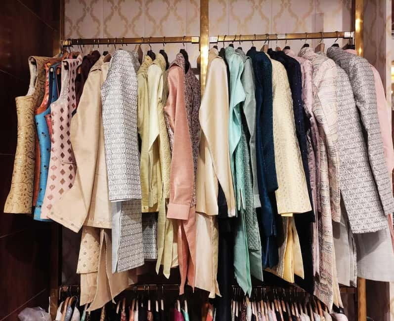 Jaipur: Wedding Outfit Shopping Tour with Local Guy - FAQ