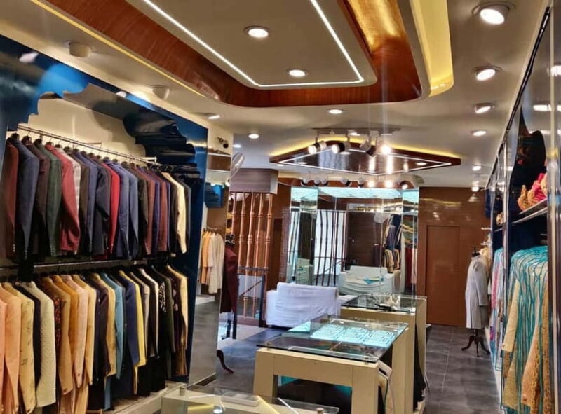 Jaipur: Wedding Outfit Shopping Tour with Local Guy - A Deep Dive into the Jaipur Wedding Outfit Shopping Tour