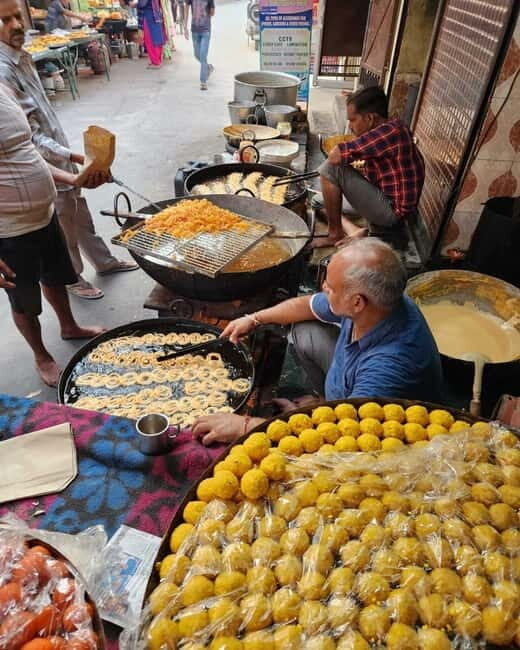 Jaipur: Yellow Town Walking tour, Food tasting with guide - Practical Details: What You Need to Know