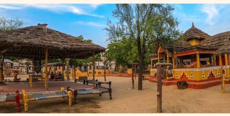Jaipur:Chokhi Dhani Village Tour with Dinner via Vintage car - Good To Know  