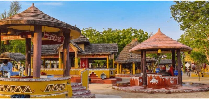 Jaipur:Chokhi Dhani Village Tour with Dinner via Vintage car - Who Will Love This Tour?  