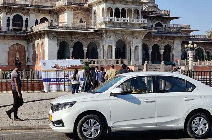 Jaisalmer Airport to Jaisalmer Hotels drop: Private Transfers - Value for Money