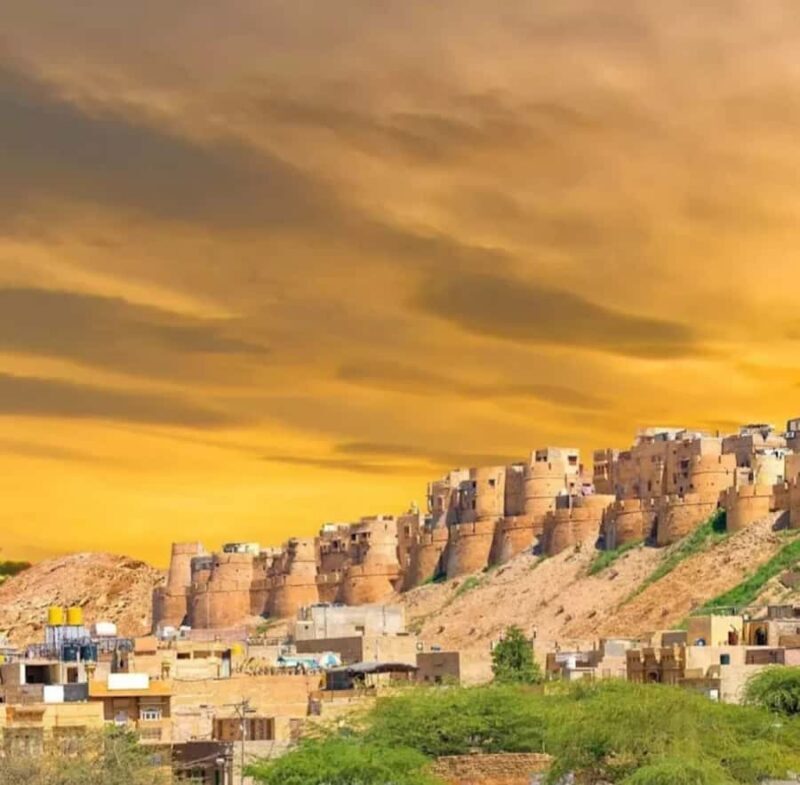 Jaisalmer: Jaisalmer Fort Guided Tour with Entry Ticket - Exploring Jaisalmer Fort: An Authentic Guided Experience
