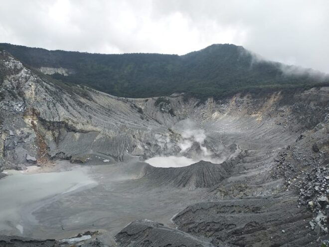 Jakarta: Active Volcano, Waterfall &Beautiful Local Village - Cultural Experiences