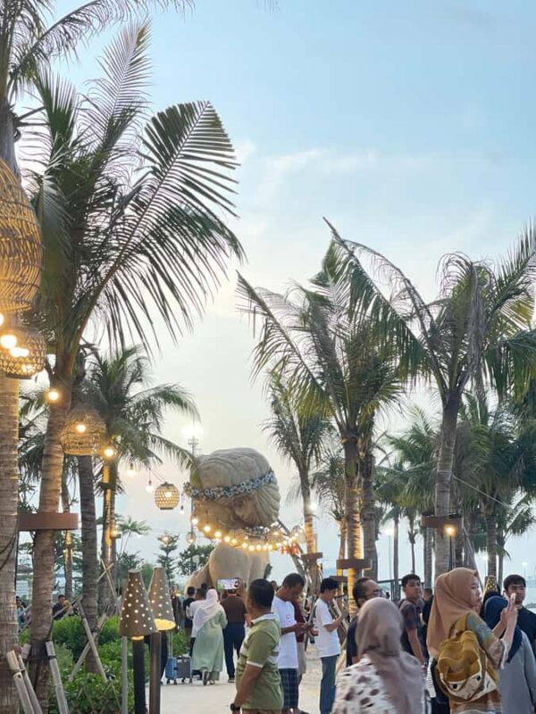 Jakarta: Ancol and Pantai Indah Kapuk | Multilingual Guide - the Value of This Jakarta Tour