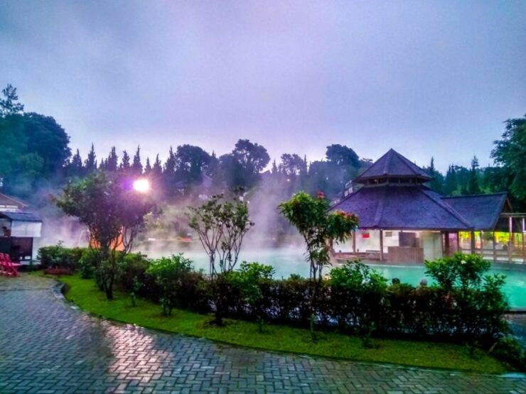 Jakarta: Bandung Volcano Day Tour - Activity Details