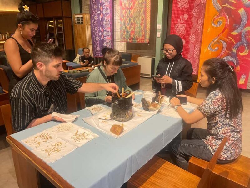 Jakarta: Batik Workshop with Local Designer - Jakarta: Batik Workshop with Local Designer — A Hands-On Cultural Experience