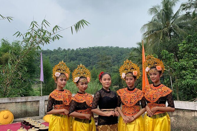 Jakarta Bogor Tour Traditional Performance and Explore Nature - What’s Not Included and Tips for Visitors