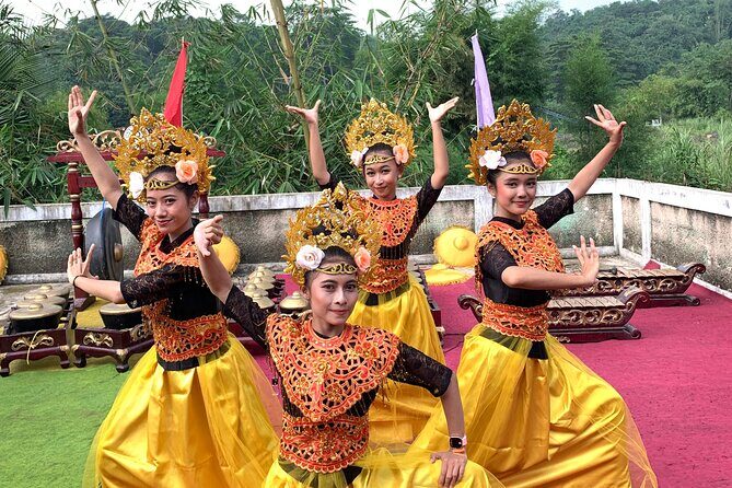 Jakarta Bogor Tour Traditional Performance and Explore Nature - The Sum Up: Who Will Love This Tour?
