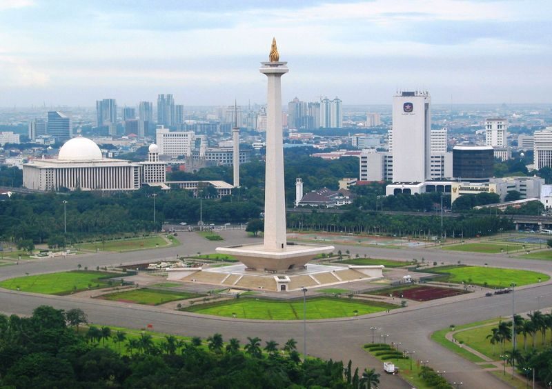 Jakarta City Tour with Batik Workshop - Istiqlal Mosque and the Catholic Cathedral