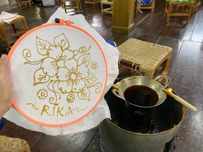 Jakarta City Tour with Batik Workshop - Guide quality and the pace of the day