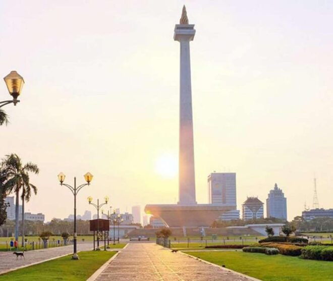 Jakarta City Tour With Local Guide All Languages - Languages Offered by Guides