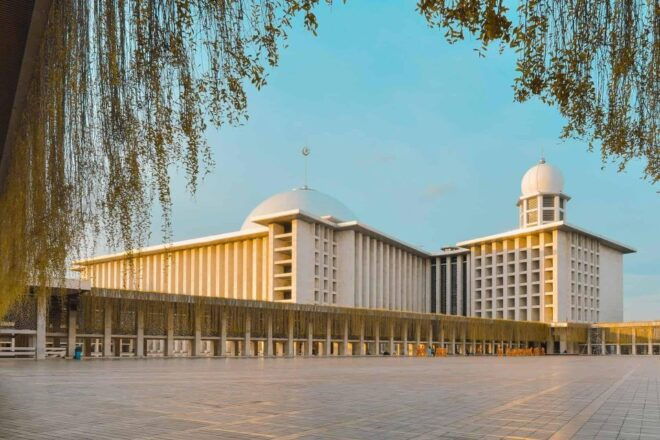 Jakarta: Cultural and Historical Guided City Tour - Full Description
