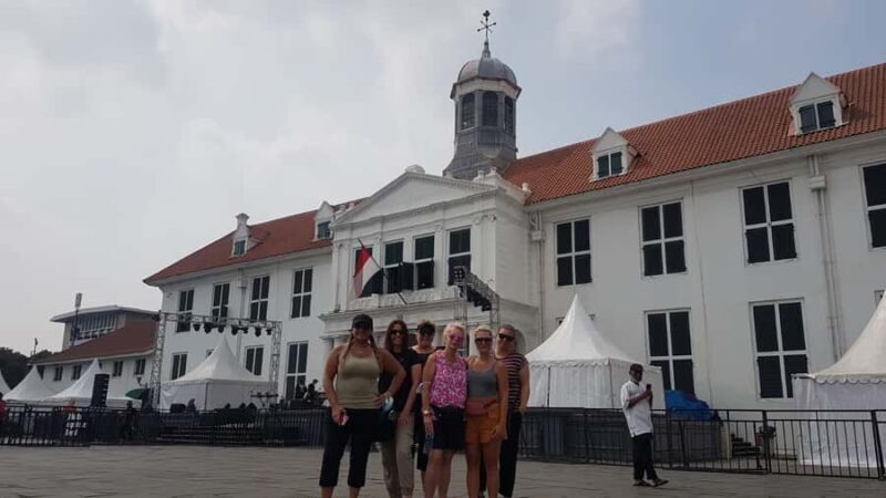 Jakarta: Cultural, Religious, and Historical Highlights Tour - Good To Know