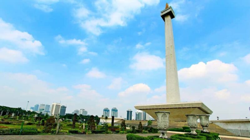 Jakarta: Guided Instagram Tour of Monas - Good To Know