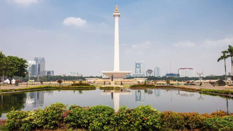 Jakarta: Guided Instagram Tour of Monas - Good To Know