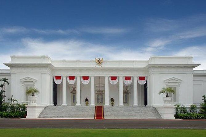 Jakarta Half-Day Guided Tour with a Private Fun Local Host - Exploring Jakarta in Half a Day