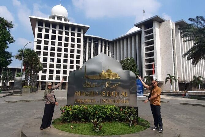 Jakarta Iconic Half Day Tour Visit all sites - Jakarta Old Town: Colonial Heritage and Museums