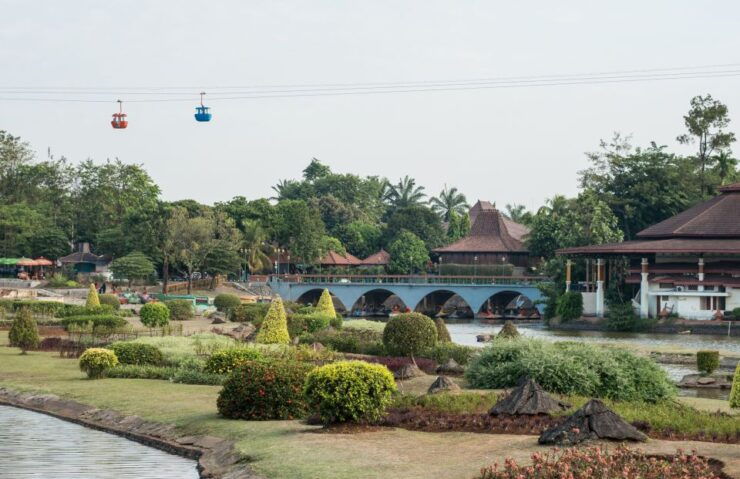 Jakarta: Indonesia in Miniature Park Tour - Itinerary Highlights